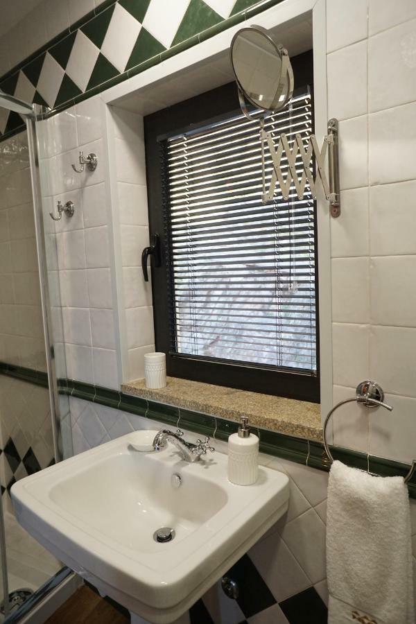 Modern House - Air Cond, Free Parking, Breakfast, By Porto With Love Lda فيلا نوفا دي غايا المظهر الخارجي الصورة